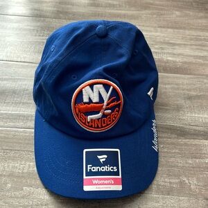 NWT NY Islanders hat